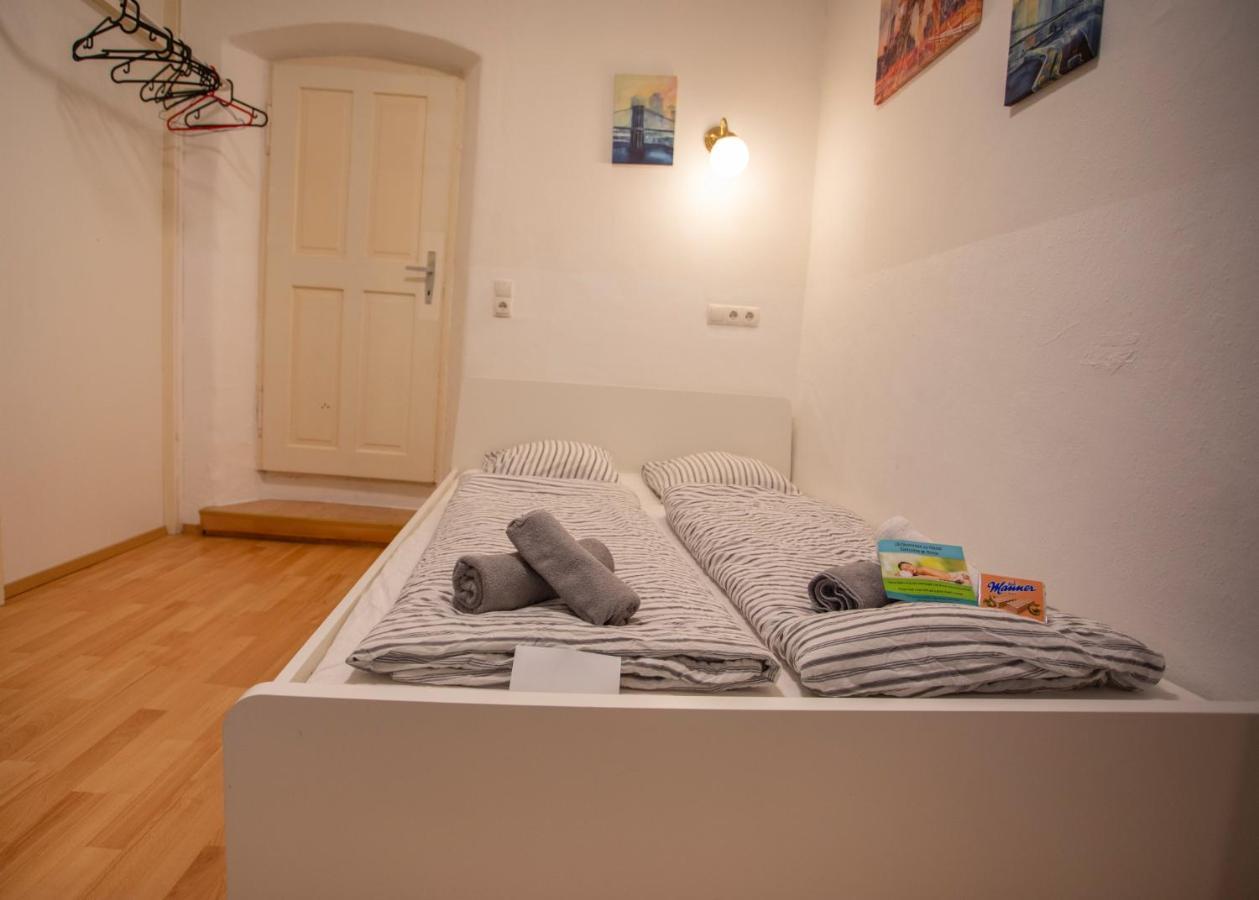 Nice Old Town Apartment Hall in Tirol Bagian luar foto